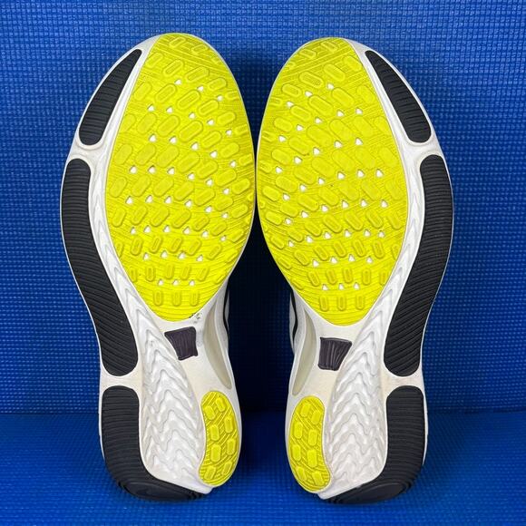 🔴 Nike React Miler Men Size 12.5 Grey Yellow Athletic Running Shoes CW1777-005 - Picture 7 of 8
